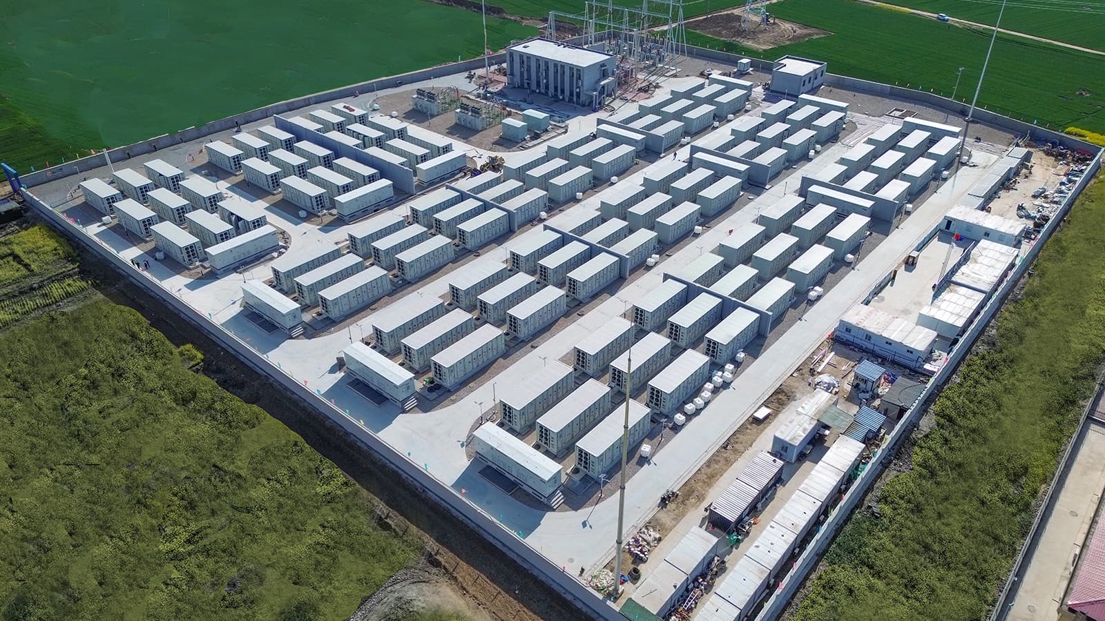 绿动燕赵！j9集团国际站储能助力石家庄高邑300MW/600MWh储能电站全容量并网运行